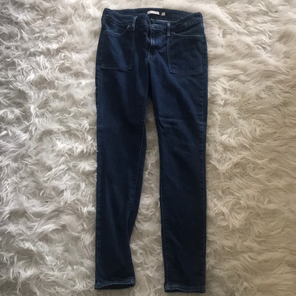 Levi’s 711 skinny size 29